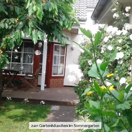Ferienwohnung Im Sommergarten Apartment *